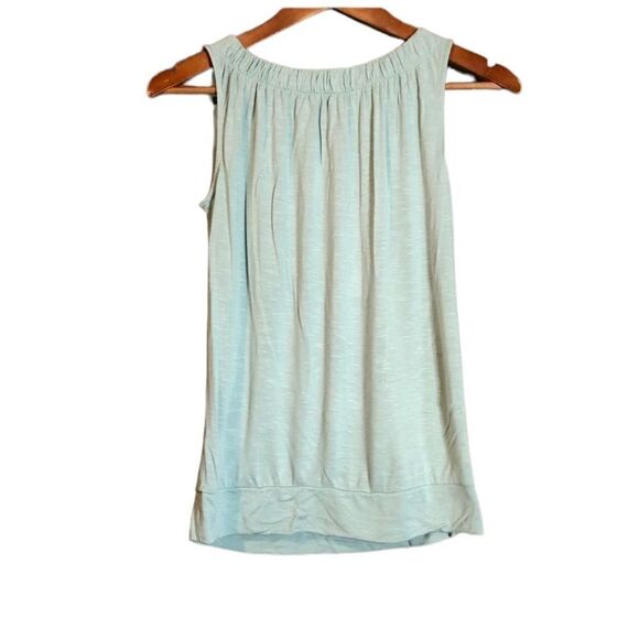 3 for $30! Loft minty green tank top - Picture 1 of 8